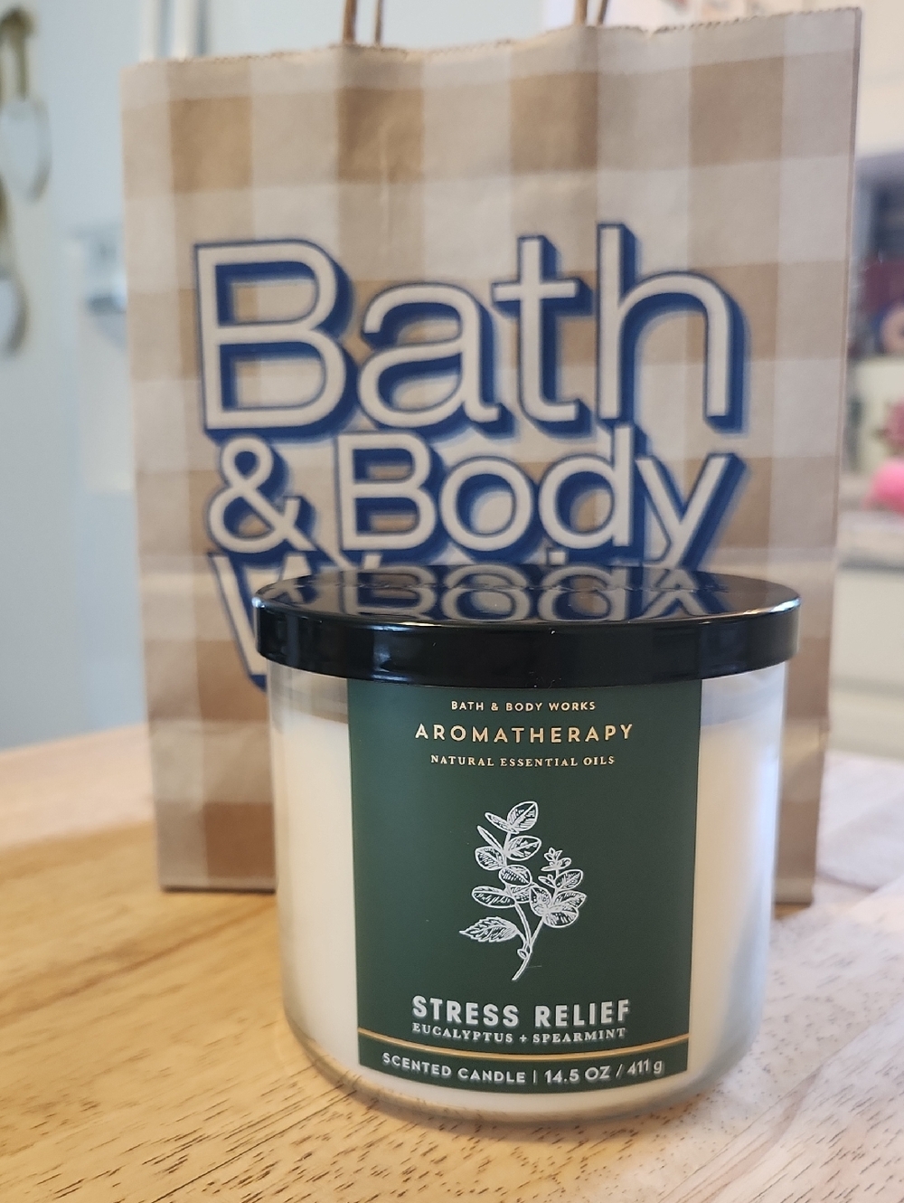 Bath & Body Works Aromatherapy Stress Relief Candle - Green and Black